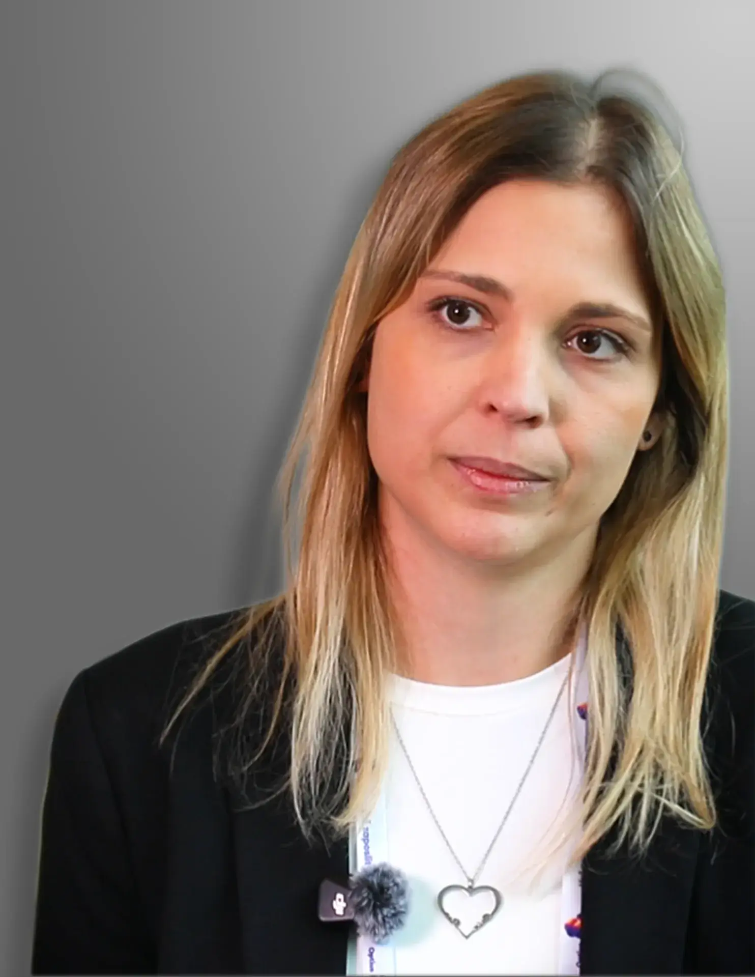 Nia Šribar